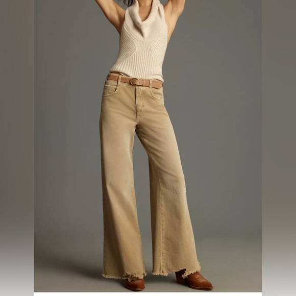 Pilcro Denim - Anthropologie Pilcro The Adi Tan Pants with Raw Edge Hem Size 28
